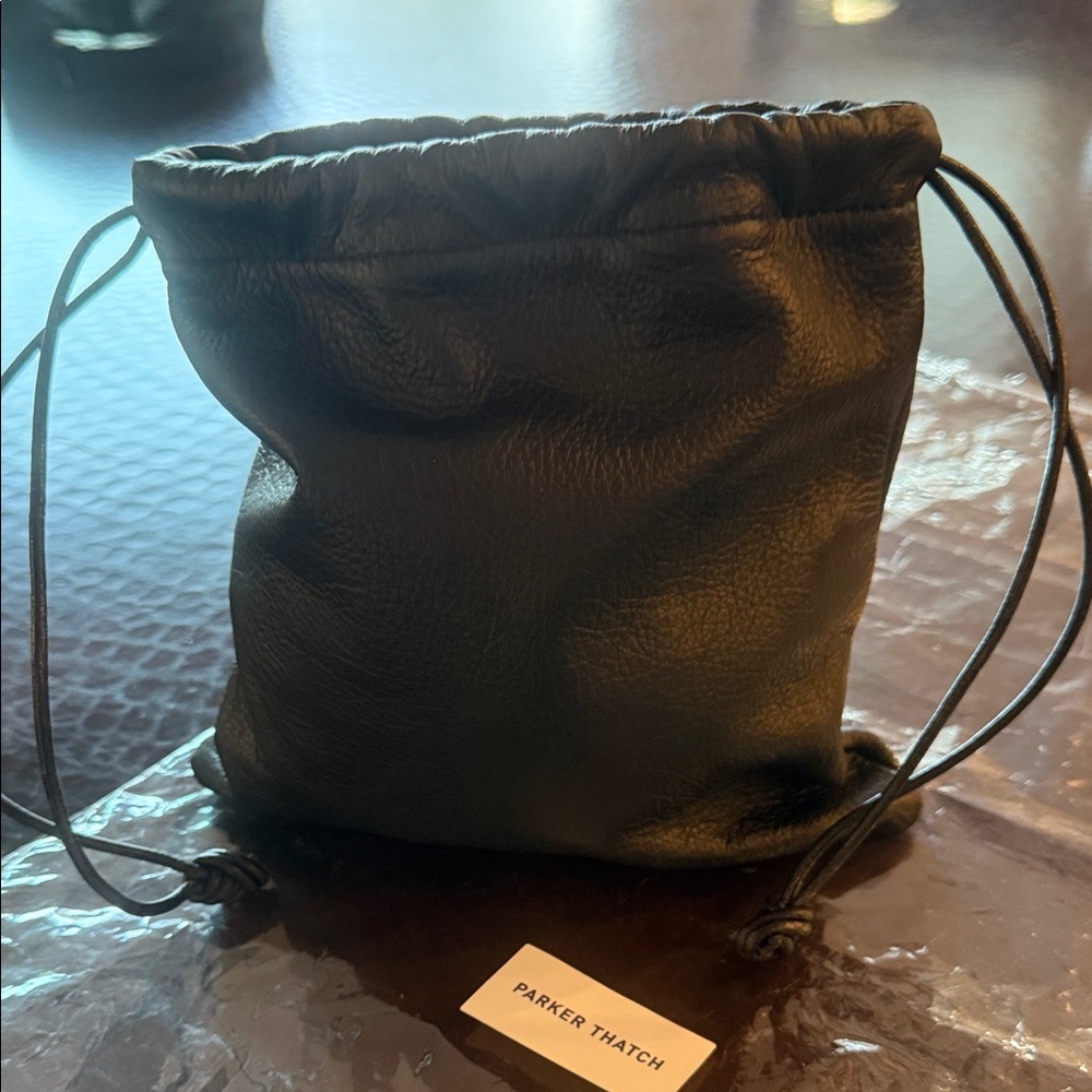 PARKER THATCH Black Leather Drawstring Pouch EUC